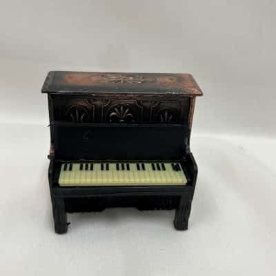 Novelty Piano pencil sharpener