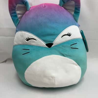 Squishmallow Vickie the fox     12 inch