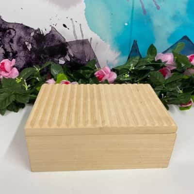 Wooden jewellery box with mirror 