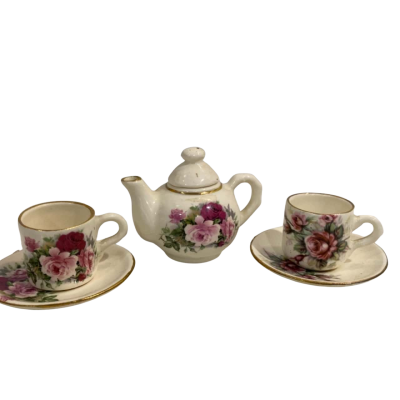 Gem of Tasmania Miniatures - 2 Cups and Saucers, 1 Teapot