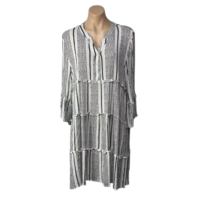 Hammock & Vine Womens Size 14 Black & White Patterned Tiered Midi Dress 