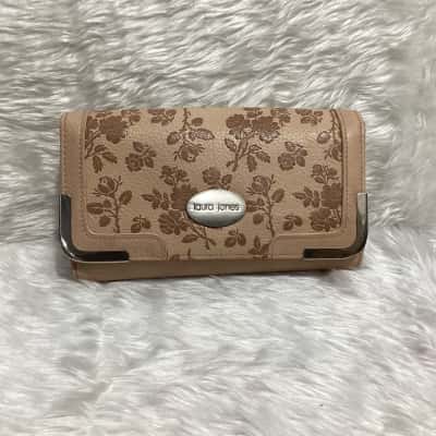Laura Jones Womens Wallet Brown / Coral / Gold 