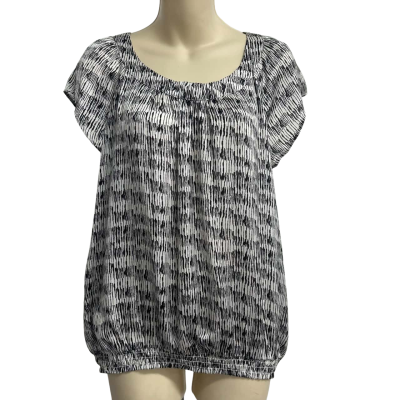 Basque Womens Size 14 Black & White Top