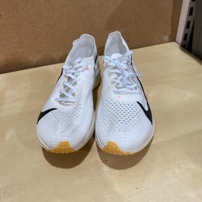 Nike Zoom X  Vapor Fly Trainer’s Mens  Size 10 White 