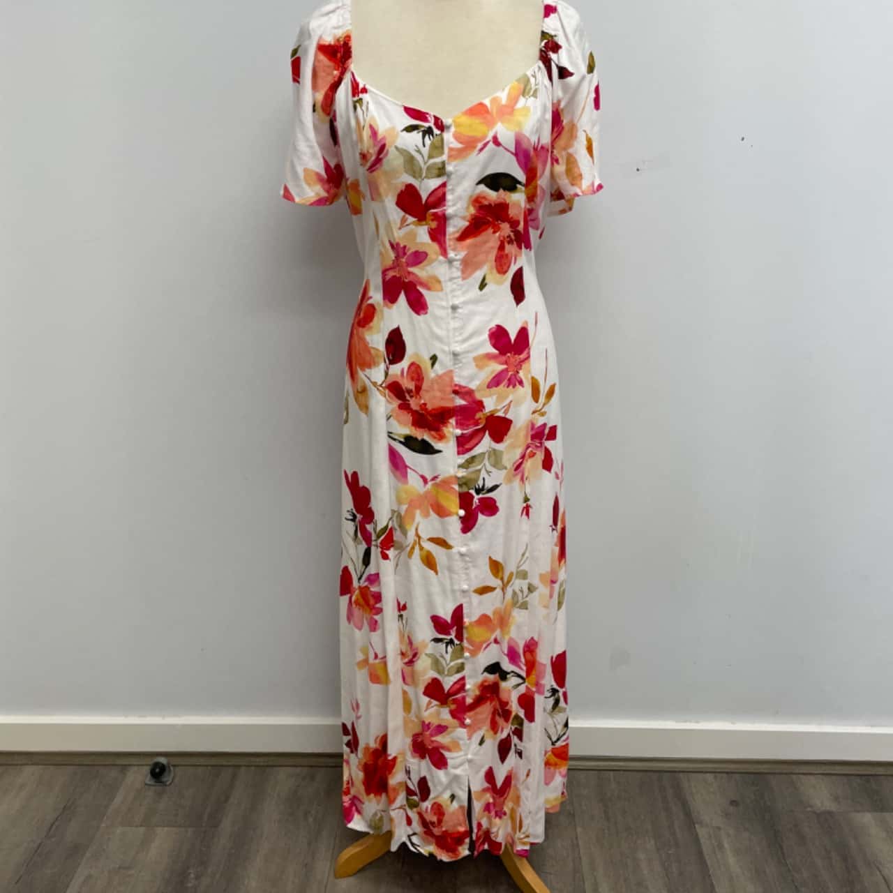 Dotti Super Pretty/ Orange & Red Floral / Linen Blend /Short Sleeve Dress -  Brand New with Tags - RRP $99.95(s) | Salvos Stores