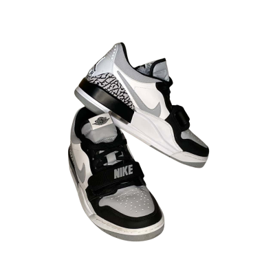 Nike Mens  Size 7 Trainers Black  / Grey / White 