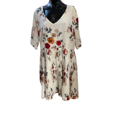 Boohoo Womens  Size 18 Babydoll Dress Floral / White 