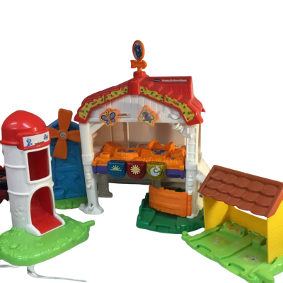 V RpTech Learn and Grow Farm as pictured