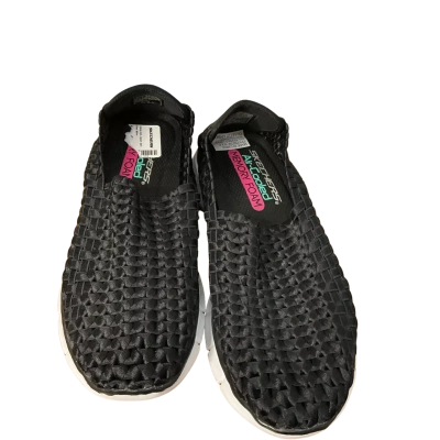 Skechers Womens  Size 7 Trainers Black  