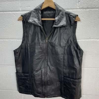 Santa Cruz Mens  Size L / M Leather Jacket / Vest Black  