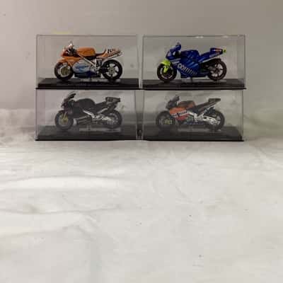4 Piece 1.24 Scale Racing Collection 
