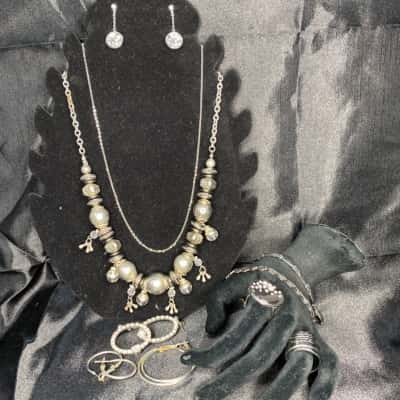  Womens Bracelet / Earrings / Necklace / Ring Other 