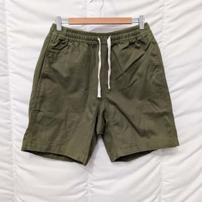 Sampson and Taylor Mens Green Shorts - Size S