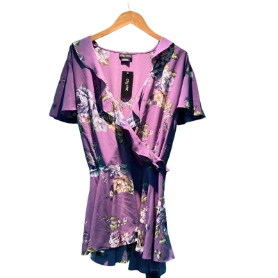 City Chic Womens  Size L Floral Top Floral / Purple 