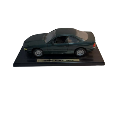 BMW 850i diecast car