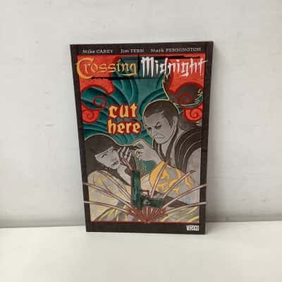 Crossing Midnight: Cut Here comic book