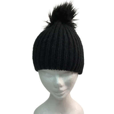 Decjuba Womens  Size One Size Black  Beanie
