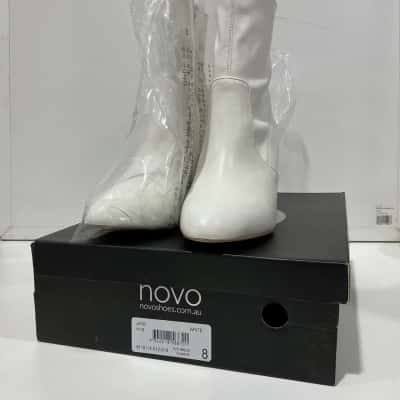 Novo Womens  Size 8 White 