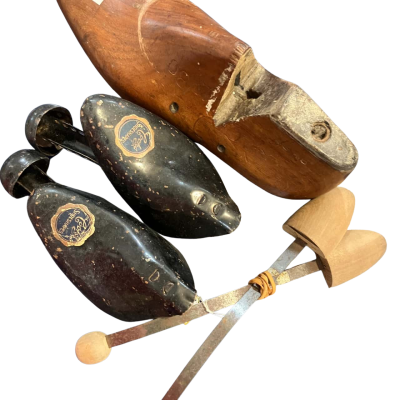 Vintage shoemakers wooden shoe/cooks shoe shapers