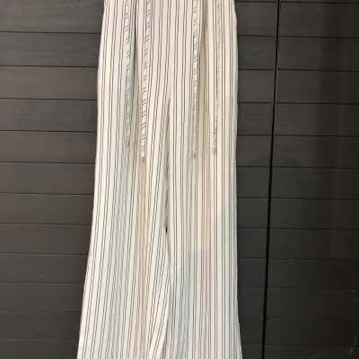 Guess Womens  (13) Size S High Waisted Pants Black  / Striped 