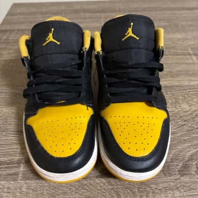 Nike Air Jordan Yellow Ochre  Mens  Size EUR 40 /UK 6 / US 7 Sneakers 