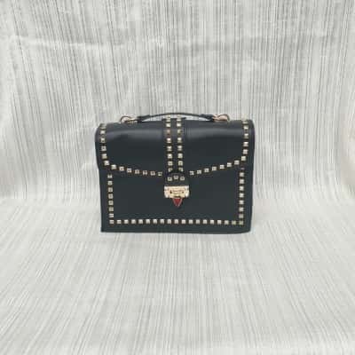 Huckle and Hutch Frankie Gorgeous Black with Gold Studded Detail /Hanging /Toilet / Cosmetic Bag 