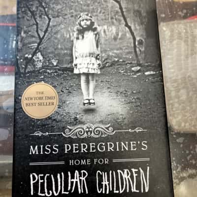 Miss Peregrine’s home for peculiar children