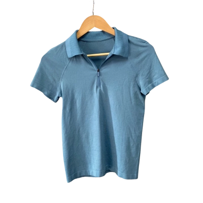 Lululemon Womens  Size S Short Sleeve Shirt Blue 