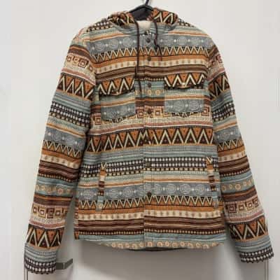 BNWT Skylark Size M Fleecy Hoody