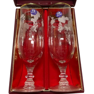 In Box, 1 pair Japanese Aderia Rapiere Glass Gift collection