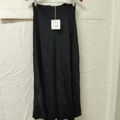 Amici Aline Pull On Skirt L/XL NWT RRP $129.95
