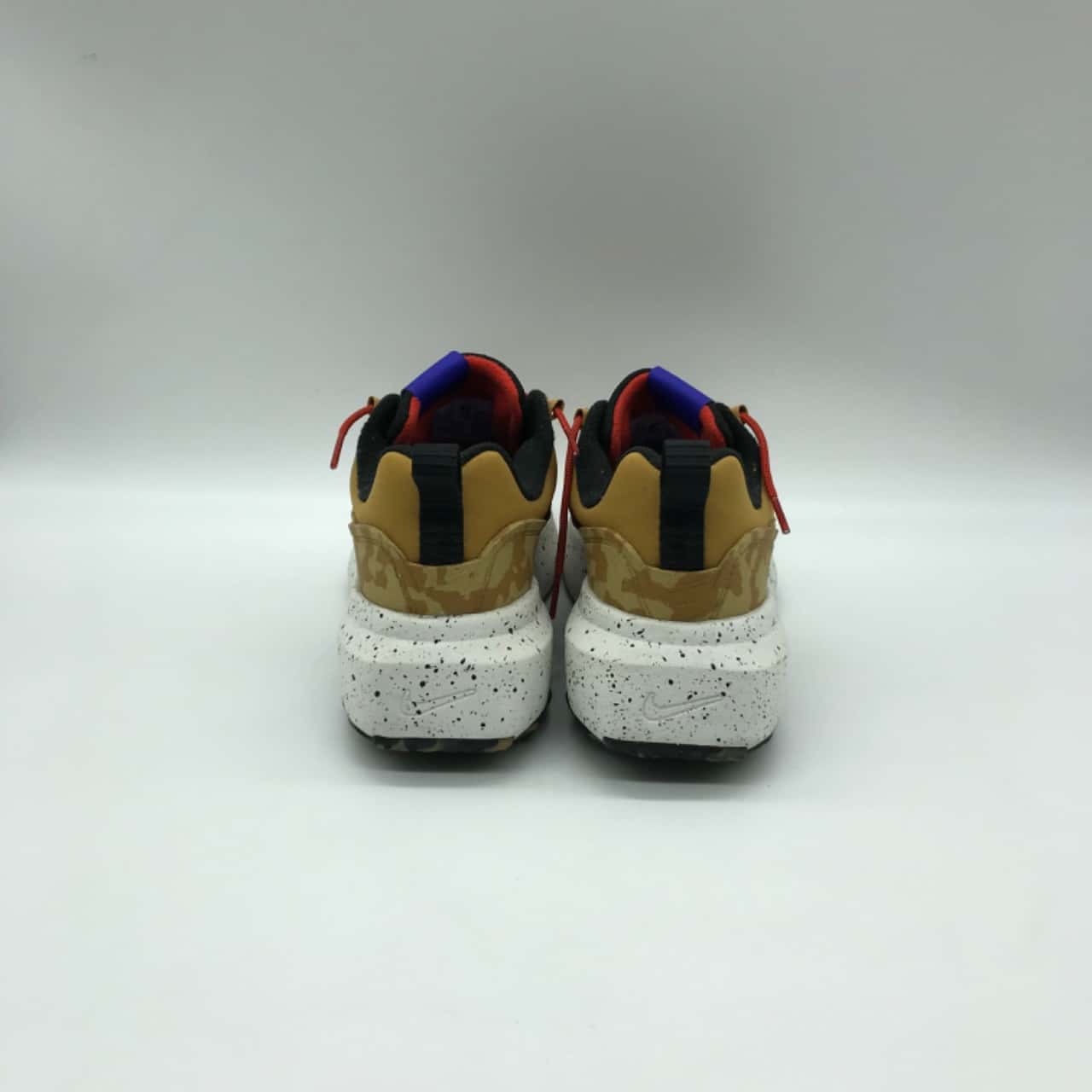 nike air max viva sneakers in black and gray