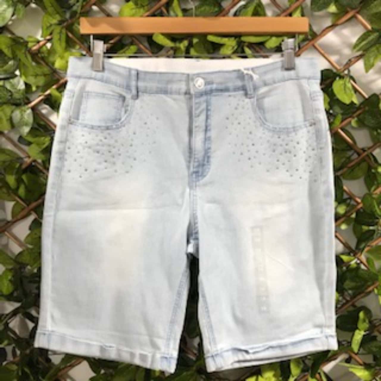 SALE ITEM!!! Rockmans Brand!! Women's Size 14 Denim Shorts/High Waist