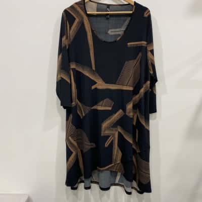 Taking Shape Womens  Size M 3/4 Sleeve Top Black  / Brown 