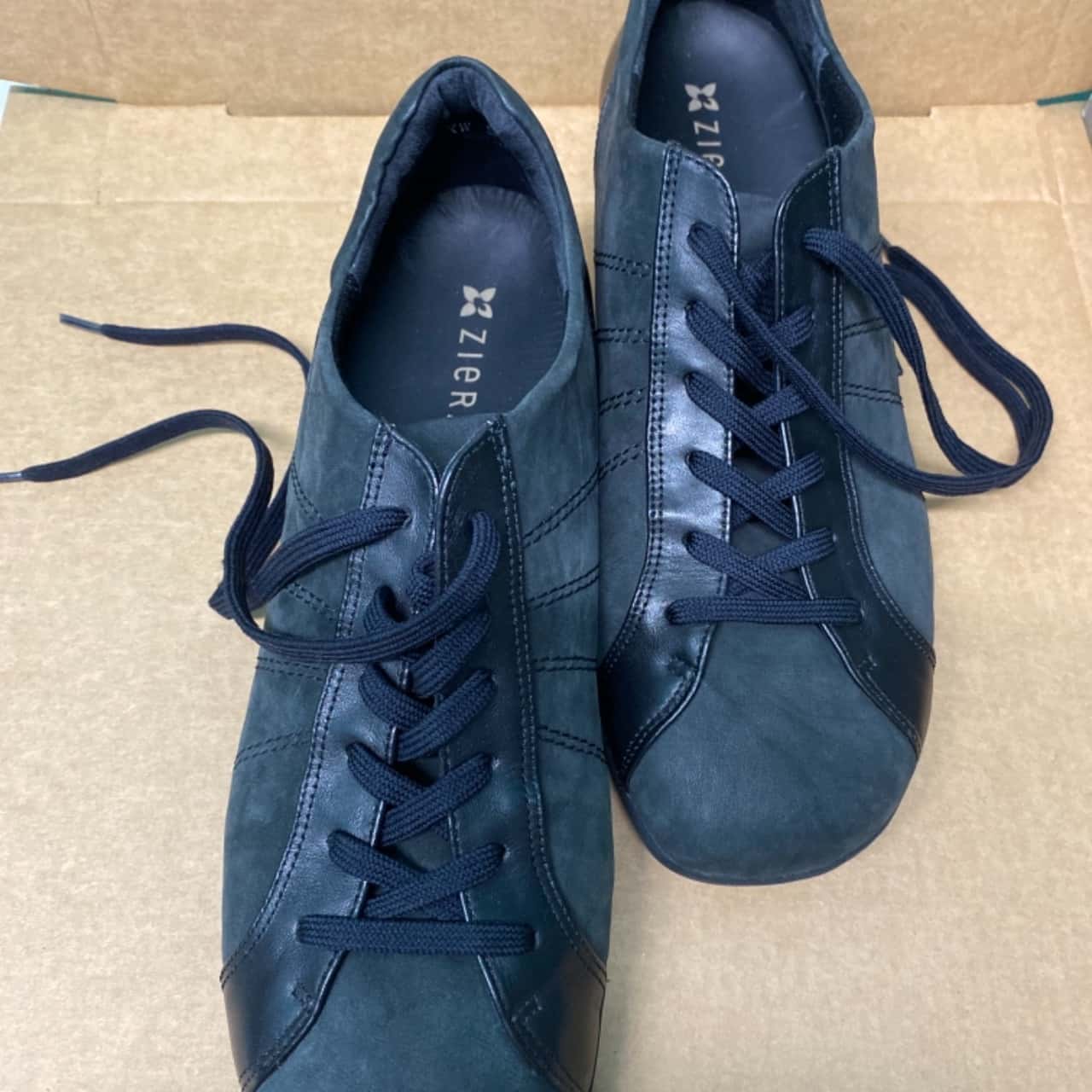 Ziera Womens Black shoes size 40.5(s)