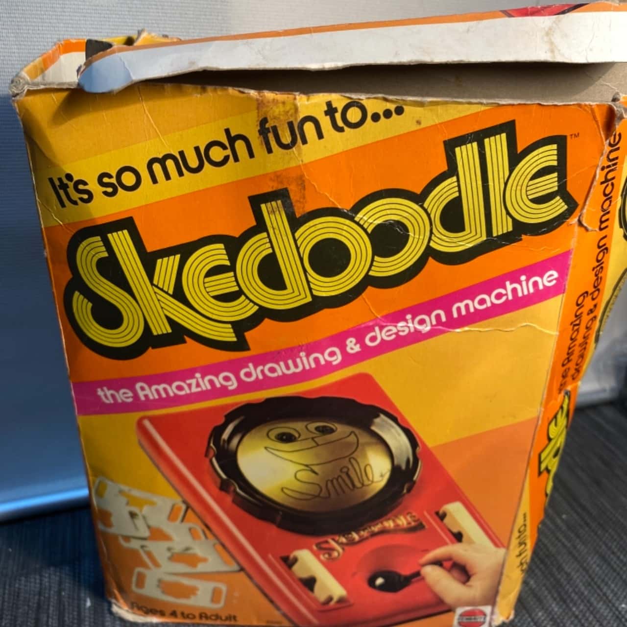 Vintage Skedoodle boxed 70s(s)