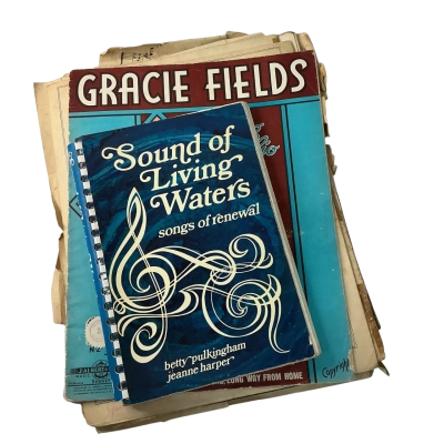 Bundle of Vintage Sheet Music 1.3kg (1)