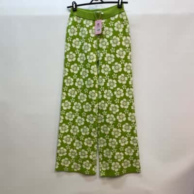 EMMA MULHOLLAND ON HOLIDAYS Pants Size L