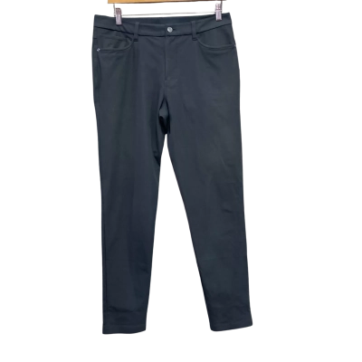 Lululemon Mens  Size 32 Straight Leg Pants Grey 