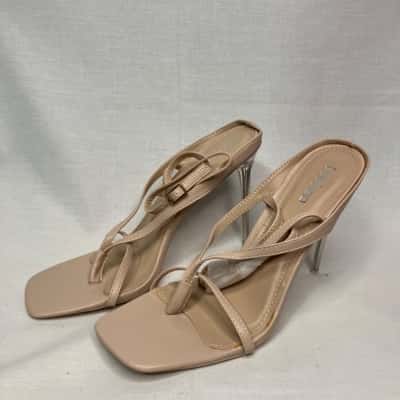 BRAND NEW IN BOX Boohoo Womens  strap heels - Size 8 