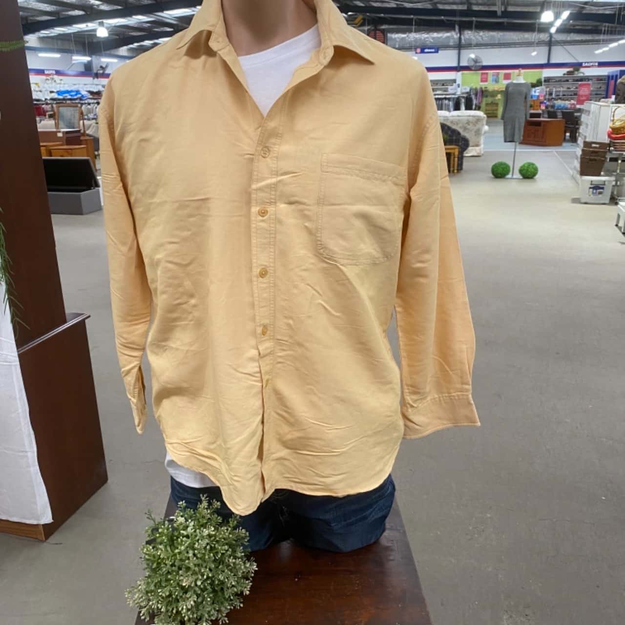 Target Mens Size M Yellow Shirt