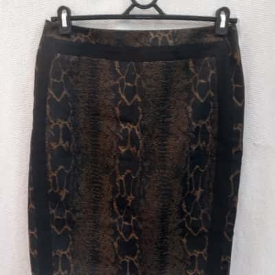 Basque Womens  Size 10 Midi / Pencil Skirt Animal print / Black  / Gold 