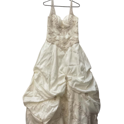  Womens Nicolina Size 12 Bridal Dress White 
