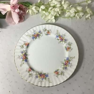 Royal Vale Multicoloured Floral Pattern Bone China Dinner Plate