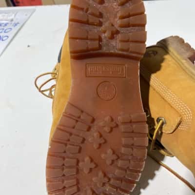 Timberland Mens  Size 8 Mustard 