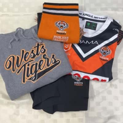 NRL West Tigers Size S Pack