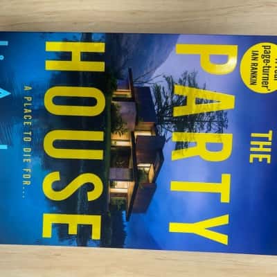 The Party House, Lin Anderson 
