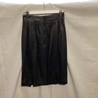  Womens  Size 6 Midi Skirt Black  
