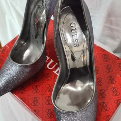 Guess Womens Size 7 Silver Glitter Stilettos 