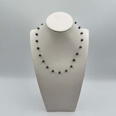Beautiful Black Pearl Necklace